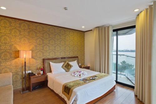 Фотография гостиницы Sunset Westlake Hanoi Hotel