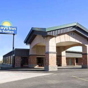 Фотографии гостиницы 
            Days Inn & Suites by Wyndham Trinidad