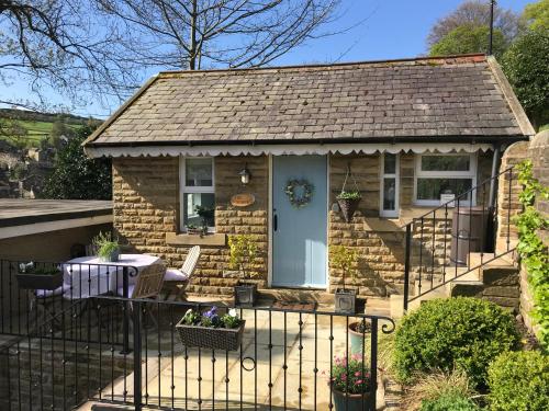 Фотографии гостевого дома
"The Lodge", Holmfirth