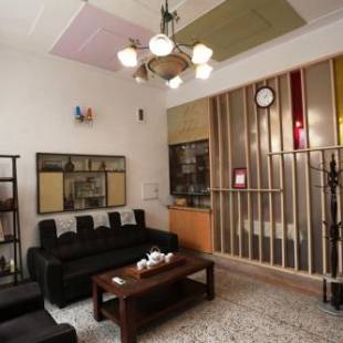 Фотографии мини отеля
1969 - Elixir of Love