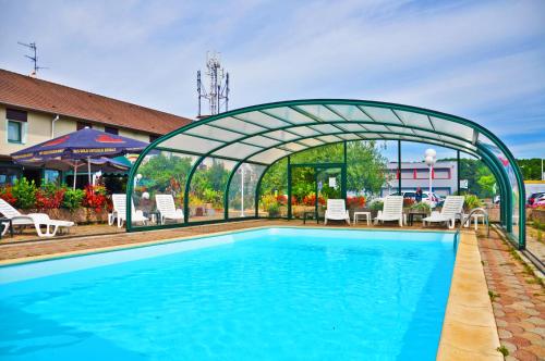 Фотографии гостиницы
Hotel Restaurant Relais Arc En Ciel-Wittenheim-Mulhouse Nord-ENTIEREMENT REFAIT A NEUF