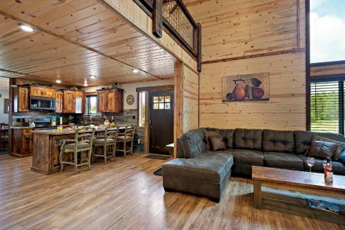 Фотография гостевого дома Set the Hook by KABINO