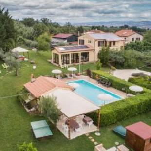 Фотографии базы отдыха
Country House Nonna Rana