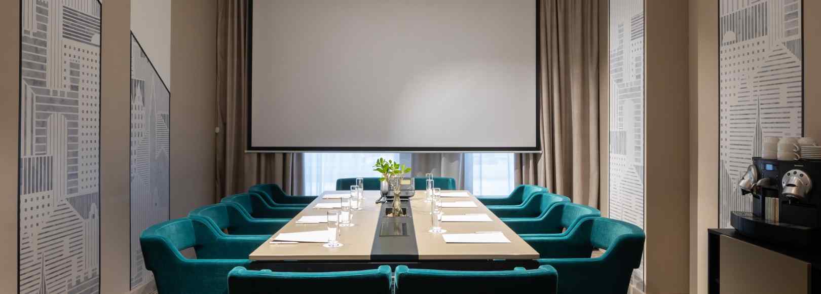 Фотография комнаты для переговоров Переговорная комната Mercure Kaliningrad