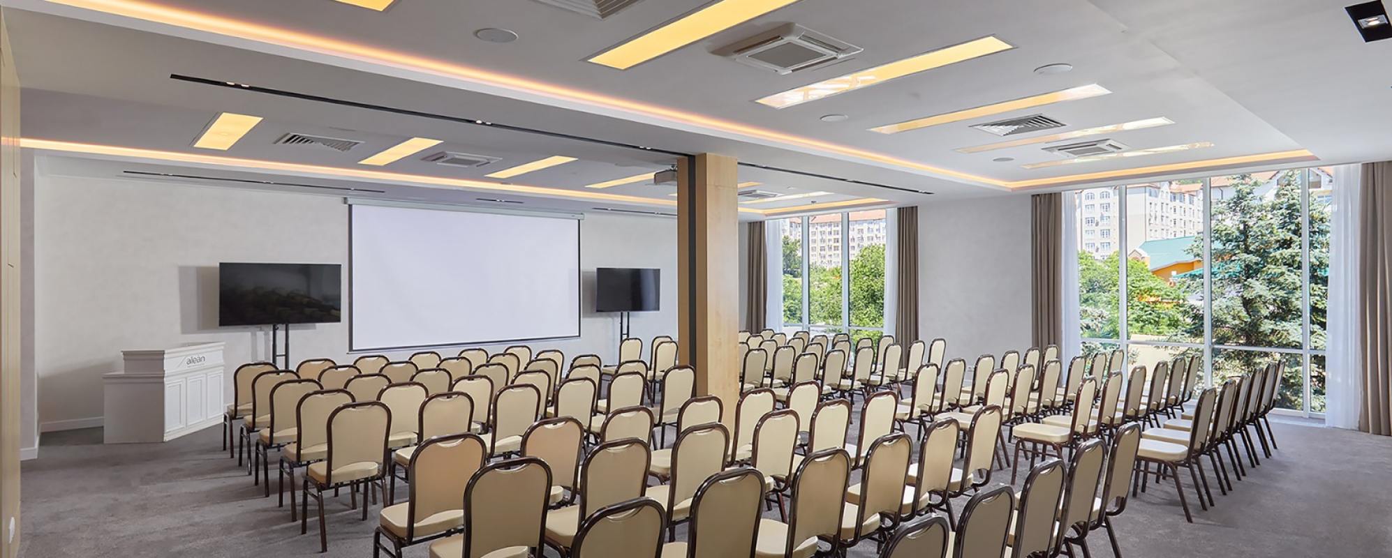 Фотографии конференц-зала Большой конференц-зал