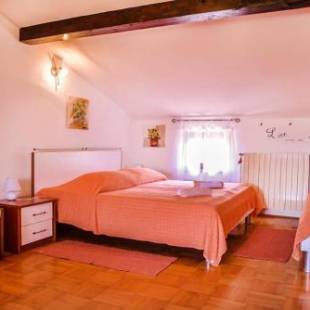 Фотографии гостевого дома
Rooms with a parking space Buzet, Central Istria - Sredisnja Istra - 17835