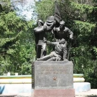 Фотография памятника Памятник борцам, погибшим за дело Революции
