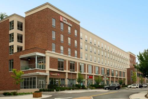 Фотография гостиницы Hilton Garden Inn Westchester Dobbs Ferry