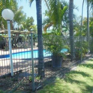 Фотографии мотеля
Country Road Motel