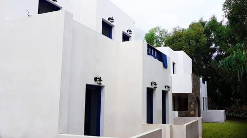 Фотография гостевого дома Almiriki Serifos