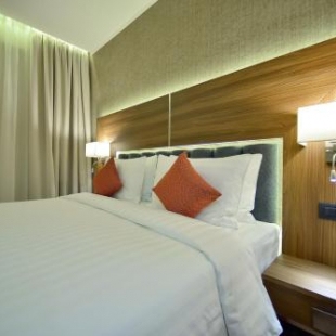 Фотография гостиницы Ramada Hotel & Suites by Wyndham Yerevan