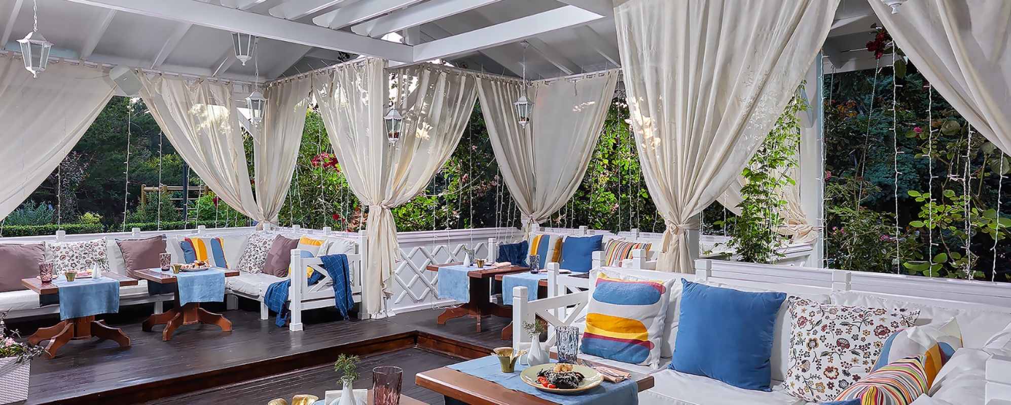 Фотографии банкетного зала Гастрономическое кафе Café De Paris