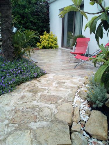 Фотография гостевого дома Les palmiers - Vacation Home