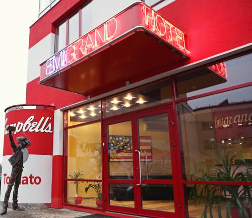 Фотографии гостиницы 
            Эмигрант