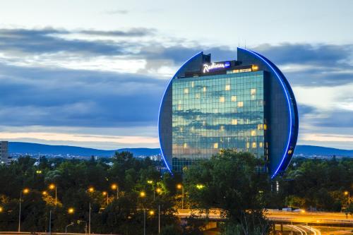 Фотография гостиницы Radisson Blu Hotel Frankfurt