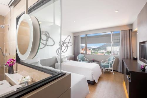 Фотография гостиницы Pearl Hotel - SHA Plus