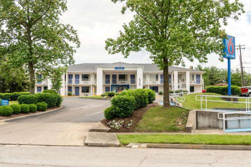 Фотографии гостиницы
Motel 6-Lexington, KY - East I-75