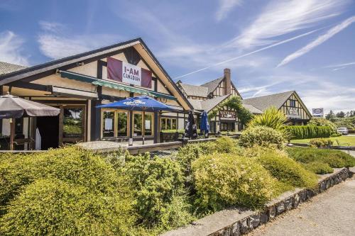 Фотография гостиницы Quality Inn Waddling Dog