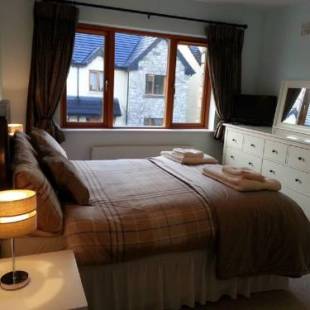 Фотография гостевого дома Lough Rynn Spacious Self-Catering