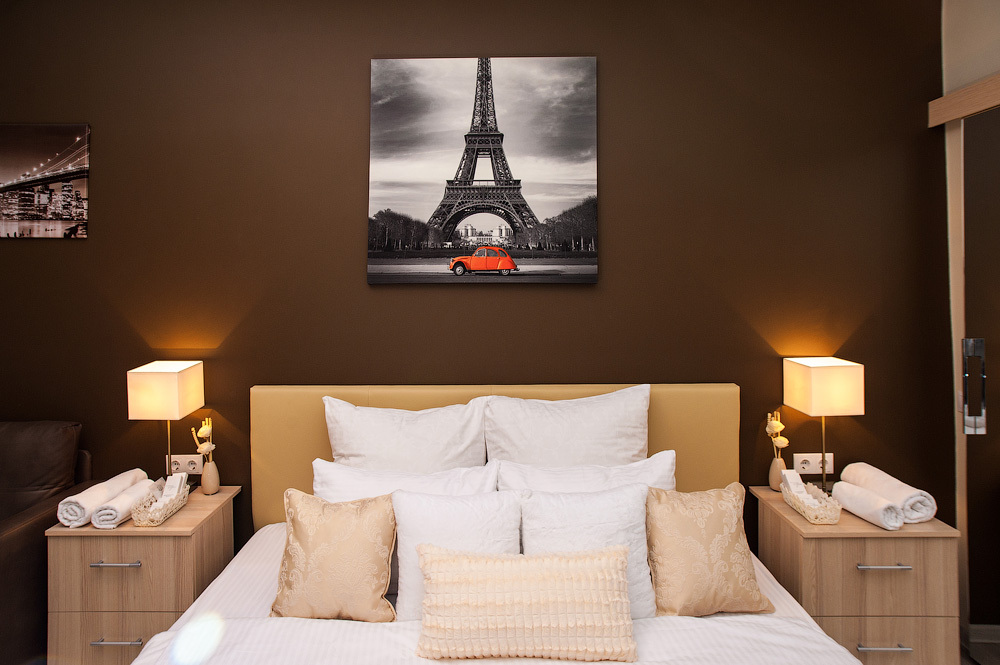 Фотография квартиры Апартаменты Тихая студия 36кв.м,рядом станция подземного трамвая и большой ТЦ