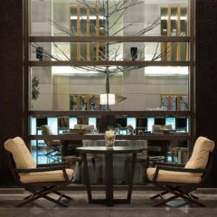 Фотографии гостиницы
Esperos Palace Luxury & Spa Hotel