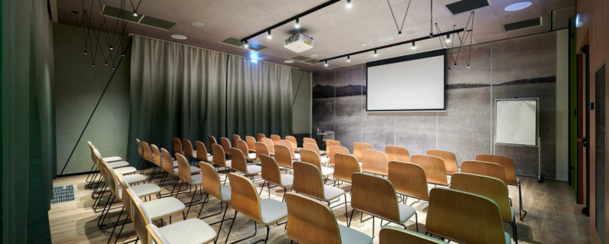 Фотографии конференц-зала Волга 3