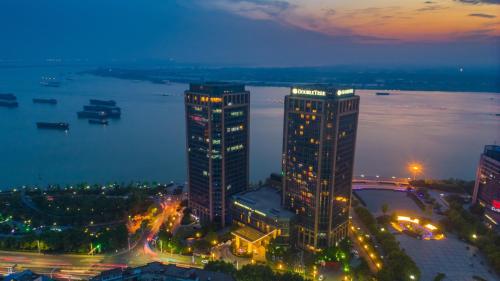 Фотография гостиницы DoubleTree by Hilton Wuhu