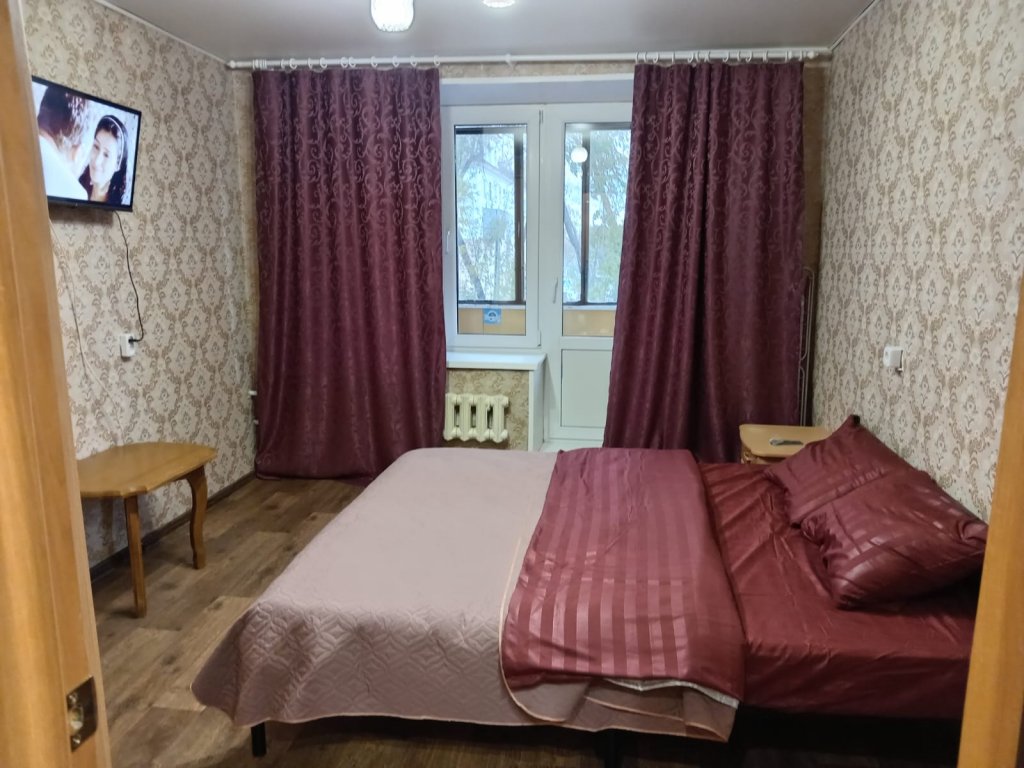 Фотография квартиры Квартира Двухкомнатная на Героев Танкограда 65