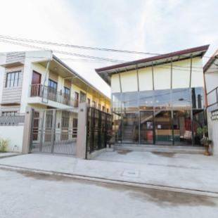 Фотографии гостиницы 
            RedDoorz Plus @ Casa Lucia Sindalan San Fernando City Pampanga