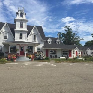 Фотография мотеля Lakelawn B&B and Motel