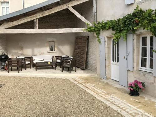 Фотография гостевого дома Maison de charme LA ROCHELLE ILE DE RE