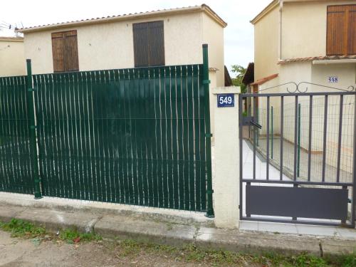 Фотография гостевого дома Mini villa au bord de la mer, proche Moriani (Corse)