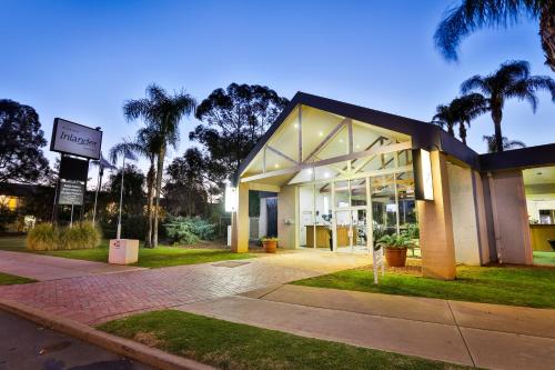 Фотография гостиницы Mildura Inlander Resort