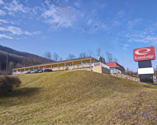 Фотография гостиницы Econo Lodge Near Bluefield College