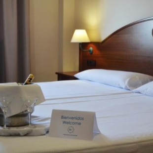 Фотография гостиницы Hotel Reyes Ziries