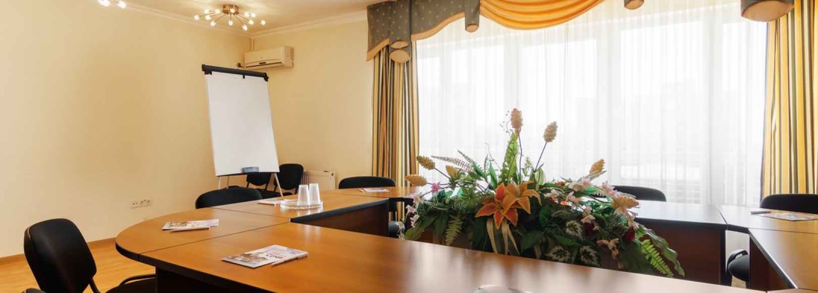 Фотография конференц-зала Малый