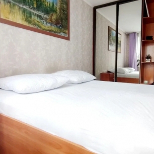 Фотография квартиры Квартира Уютная 3-комнатная на 8 человек