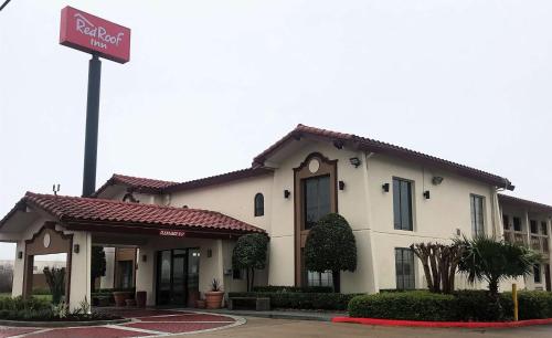 Фотография мини отеля Red Roof Inn Houston North - FM1960 & I-45