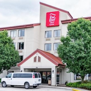 Фотография мини отеля Red Roof Inn & Suites Indianapolis Airport