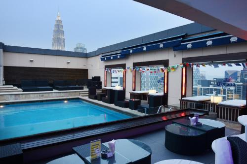 Фотография гостиницы Pacific Regency Hotel Suites