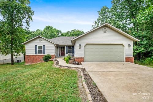 Фотографии гостевого дома
Cozy Quiet Retreat In The Woods