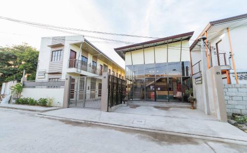 Фотография гостиницы RedDoorz Plus @ Casa Lucia Sindalan San Fernando City Pampanga