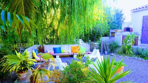 Фотография мини отеля Studio dans la Villa les Cigales