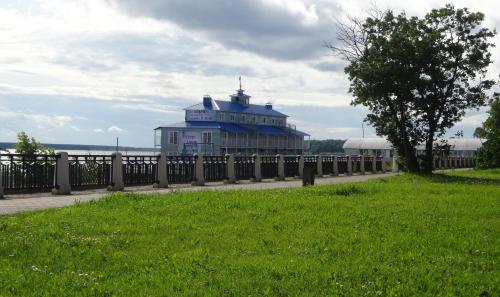 Фотографии гостиницы 
            Островский Причал
