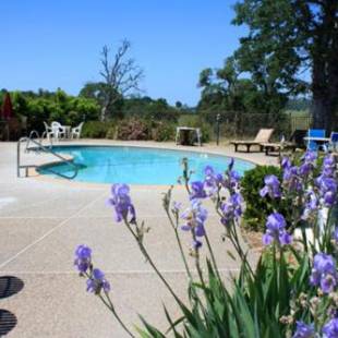 Фотографии гостиницы
Shenandoah Inn, MAJOR CREDIT CARDS REQUIRED for check in