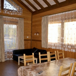 Фотография Коттеджа Коттедж Б8 на базе отдыха Новинки Парк