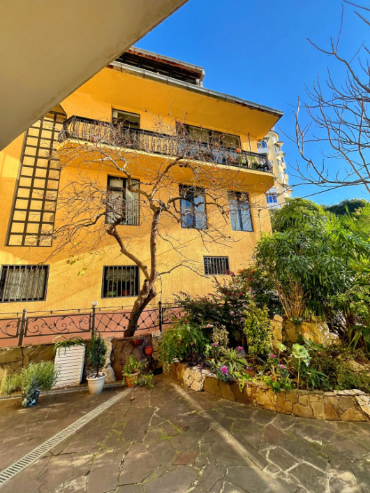 Фотографии Коттеджа 
            Частный Дом 320 м²  в Самом Центре Сочи