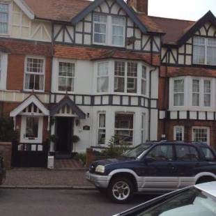 Фотографии мини отеля
Albury House