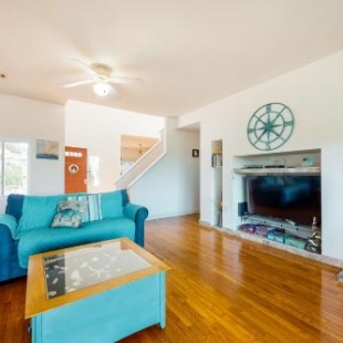 Фотография гостевого дома Gone Coastal