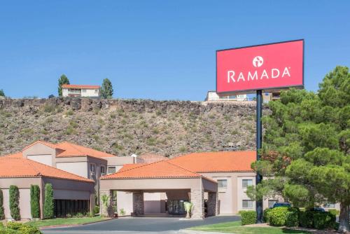 Фотография гостиницы Ramada by Wyndham St George